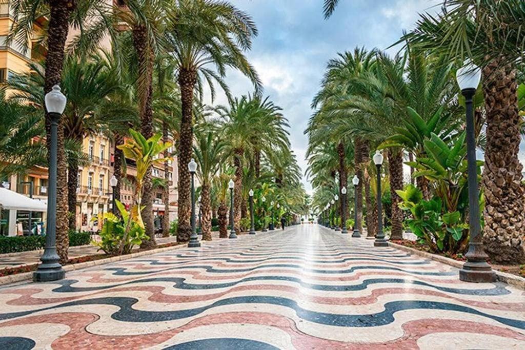Apartamento De Diseno Centrico A 5 Min De Playa Alicante Ngoại thất bức ảnh