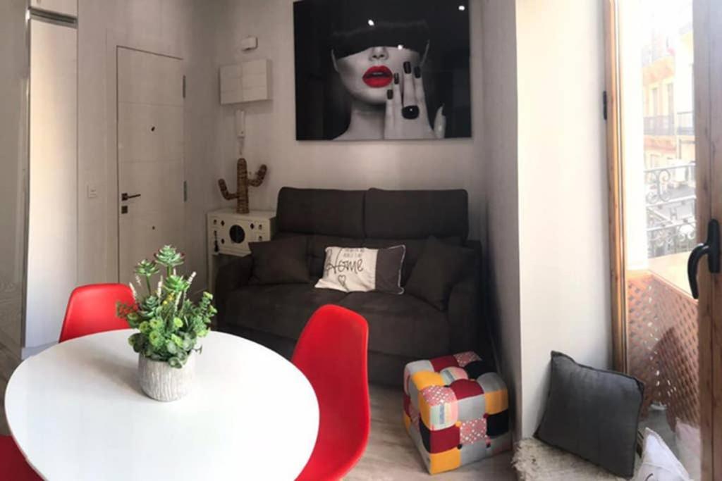 Apartamento De Diseno Centrico A 5 Min De Playa Alicante Ngoại thất bức ảnh